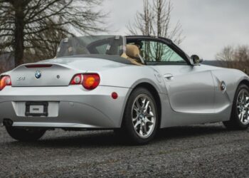 27k-Mile 2004 BMW Z4 Roadster 3.0i 6-Speed at No Reserve