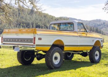 1971 Chevrolet C10 Cheyenne Pickup 4×4 4-Speed