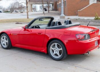 20k-Mile 2000 Honda S2000