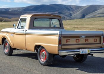 1965 Ford F-100 Custom Short Bed Ranger