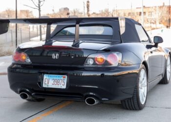 26k-Mile 2004 Honda S2000 at No Reserve