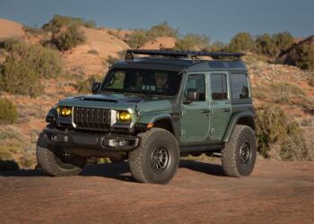 2026 Easter Jeep Safari Concepts: XJ Pioneer Restomod and V8 Wrangler ‘Anvil’ Lead the Pack