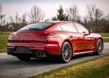 44k-Mile 2015 Porsche Panamera 4 at No Reserve