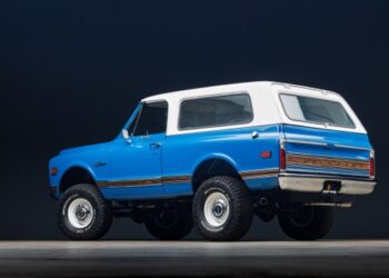 Fuel-Injected 1972 Chevrolet K5 Blazer CST 4×4