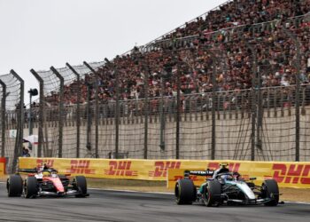 What was really going on with Mercedes’ front wing in China