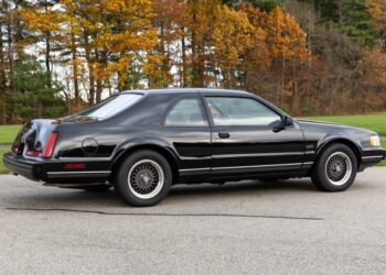 1991 Lincoln Mark VII LSC at No Reserve