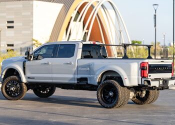 2024 Ford F-450 Super Duty Limited Crew Cab Power Stroke Dually 4×4