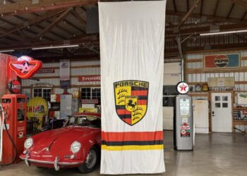Porsche Crest Banner by Fahnen-Herold at No Reserve