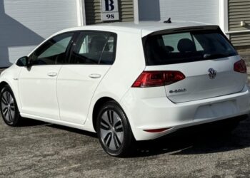 49k-Mile 2016 Volkswagen e-Golf at No Reserve