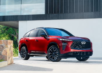 Infiniti Put Real Gold in the Paint of Its New QX65