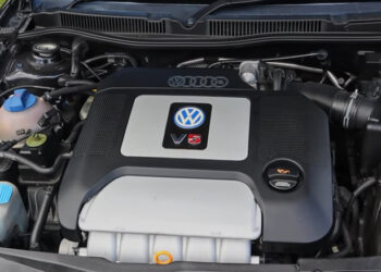 How And Why Honda And Volkswagen Made Shockingly Successful (Yet Still Doomed) V5 Engines