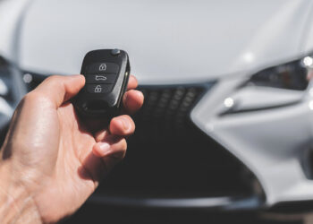 Yes, You Can Wrap Your Keys In Aluminum Foil To Prevent Car Theft, But There Are Better Ways