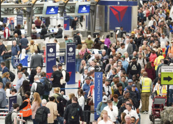 Delta Tells Congress To Get Bent, Suspends Perks Amid Partial Government Shutdown