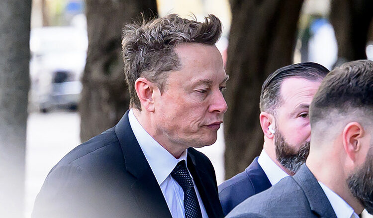 Trump Rejects Another Offer To Pay TSA Agents, This Time From Elon Musk Himself