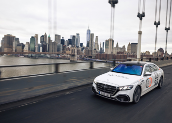 Mercedes Faces Internal Challenges, Losing Ground to BMW in the U.S.