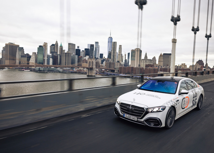 Mercedes Faces Internal Challenges, Losing Ground to BMW in the U.S.