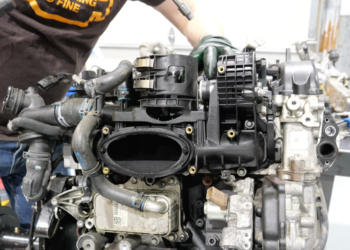 Teardown Shows Why This Mercedes Diesel Engine Failed