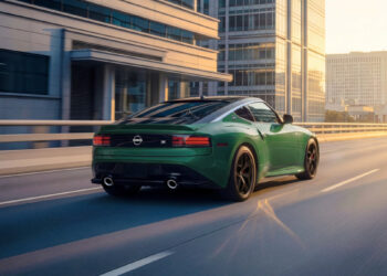2027 Nissan Z and Manual Z Nismo Arrive with New Looks, Retro Paint, and GT-R Upgrades
