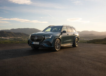 2027 Mercedes-Benz GLS Overhaul Moves the Goalposts for Luxury SUVs