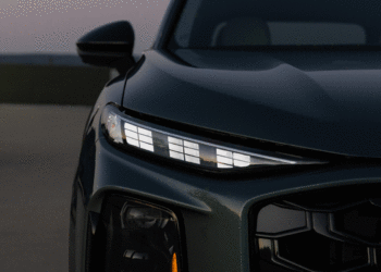 Modern Headlights Keep Getting Brighter—And Drivers Hate It