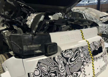 New Land Rover Freelander Leaked After Crash Test