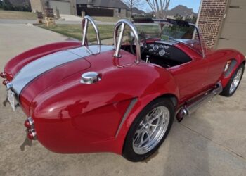 Roush 427R-Powered Backdraft Racing Roadster 5-Speed