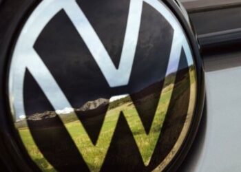 Volkswagen Learns Tough Lessons, Promises Physical Controls