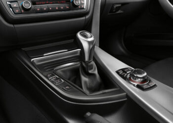BMW Isn’t Giving Up on the Manual Transmission Yet