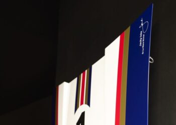 Porsche 911 Display Hood at No Reserve