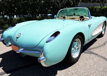 Ramjet 350-Powered 1957 Chevrolet Corvette