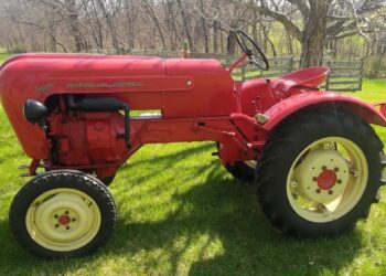 1962 Porsche-Diesel Junior 108L Tractor at No Reserve