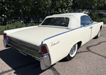 1961 Lincoln Continental Convertible