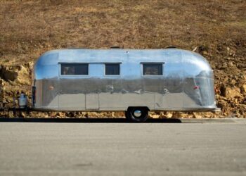 1962 Airstream Trade Wind 24′ Travel Trailer at No Reserve