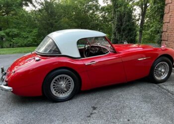 1962 Austin-Healey 3000 BT7 Mk II