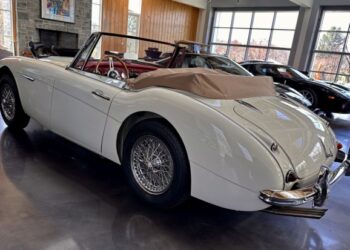 1963 Austin-Healey 3000 BJ7 Mk II