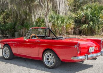 302-Powered 1966 Sunbeam Tiger Mk 1A