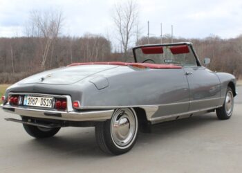 1967 Citroen DS19 Henri Chapron Serie 2 Cabriolet Conversion by Karl’s Autowerkstatt