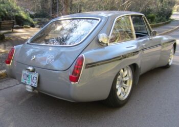 1967 MG MGB GT Widebody EV Conversion