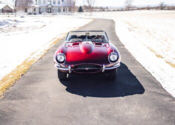1968 Jaguar XKE Series 1.5 4.2 Roadster 5-Speed