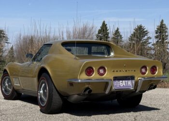 1969 Chevrolet Corvette Coupe L36 427/390 4-Speed