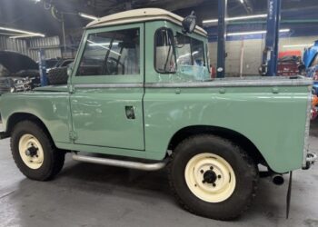 1969 Land Rover 88 Series IIA Pickup at No Reserve