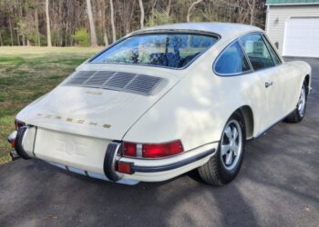 1970 Porsche 911E Coupe 5-Speed