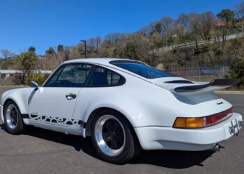 RS 3.0-Style, 3.2L-Powered 1975 Porsche 911 Carrera Coupe 5-Speed