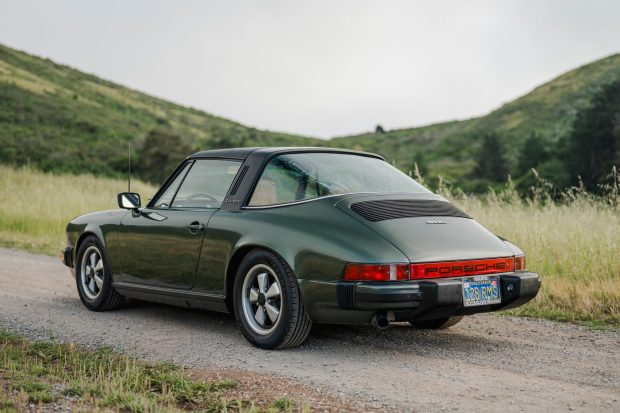 1977 Porsche 911S Targa 5-Speed