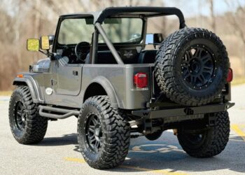 1984 Jeep CJ-7 5-Speed at No Reserve