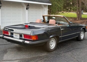 30k-Mile 1985 Mercedes-Benz 380SL at No Reserve