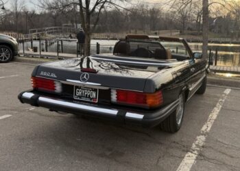 1987 Mercedes-Benz 560SL