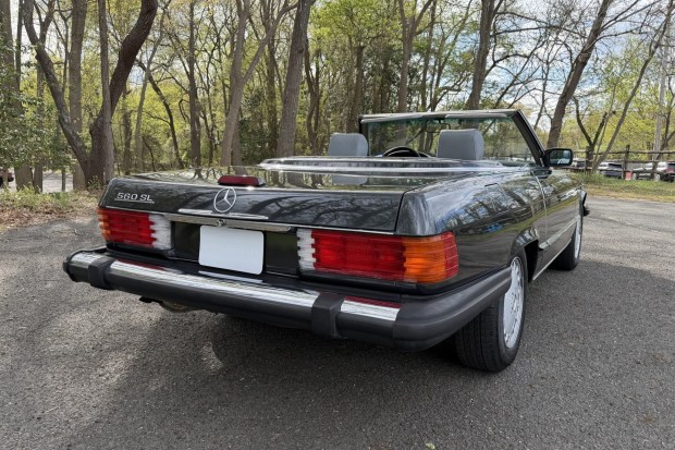 1988 Mercedes-Benz 560SL
