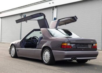 This One-Off ’80s Mercedes Gullwing Looks Like a Fever Dream Made Real