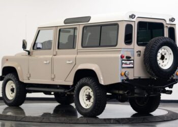 Gen V LT1–Powered 1989 Land Rover 110 by ECD Auto Design